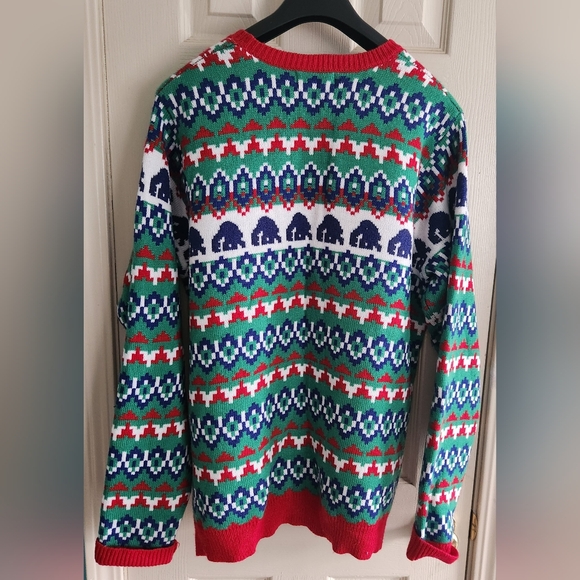 Holiday time sweater - Picture 2 of 3